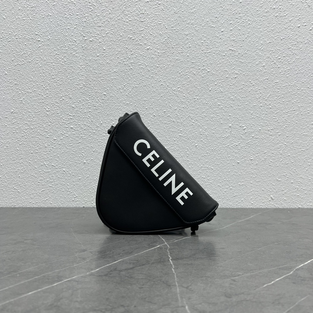 Celine Triangle Tote Shoulder Bag In Smooth Calfskin Black 195903